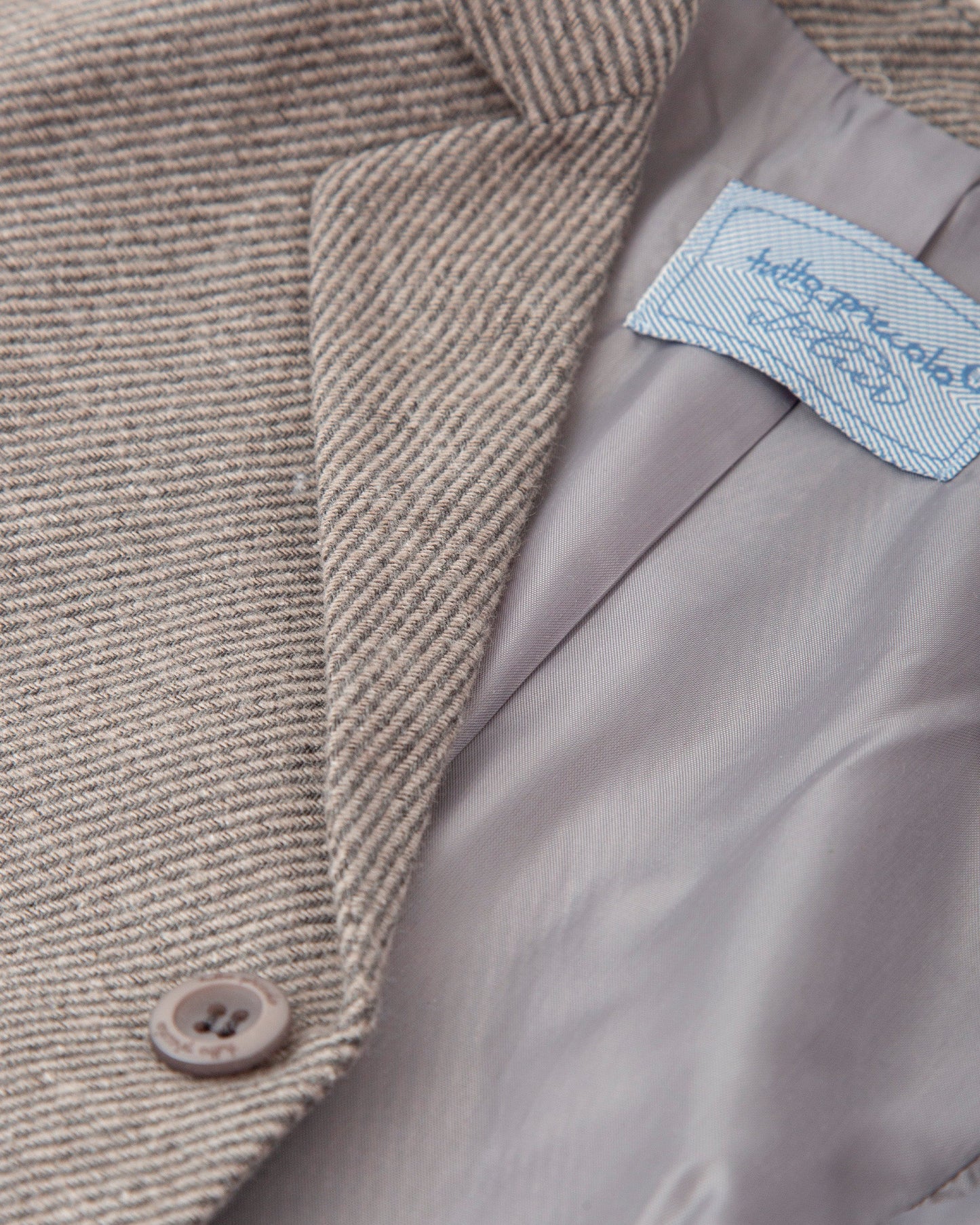 Sophisticated Grey Kids' Blazer - Durable & Comfortable Design